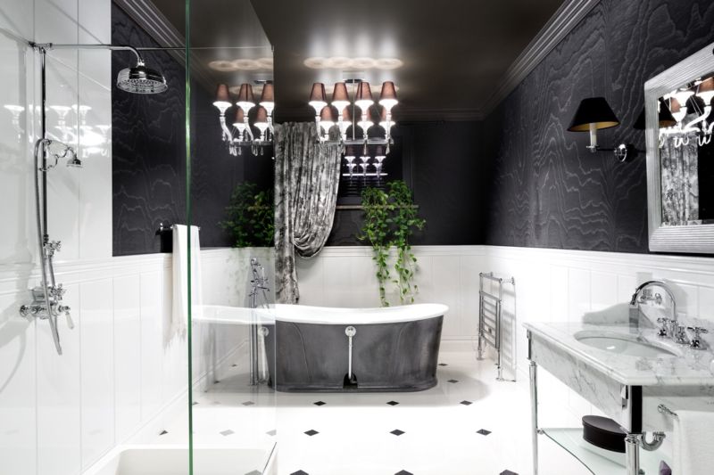 black-white-bathroom